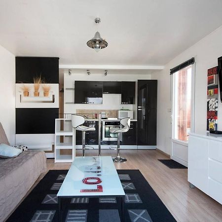 Maison *** Avec Cour 3Km Plage Et La Rochelle Saint-Vivien  Eksteriør billede