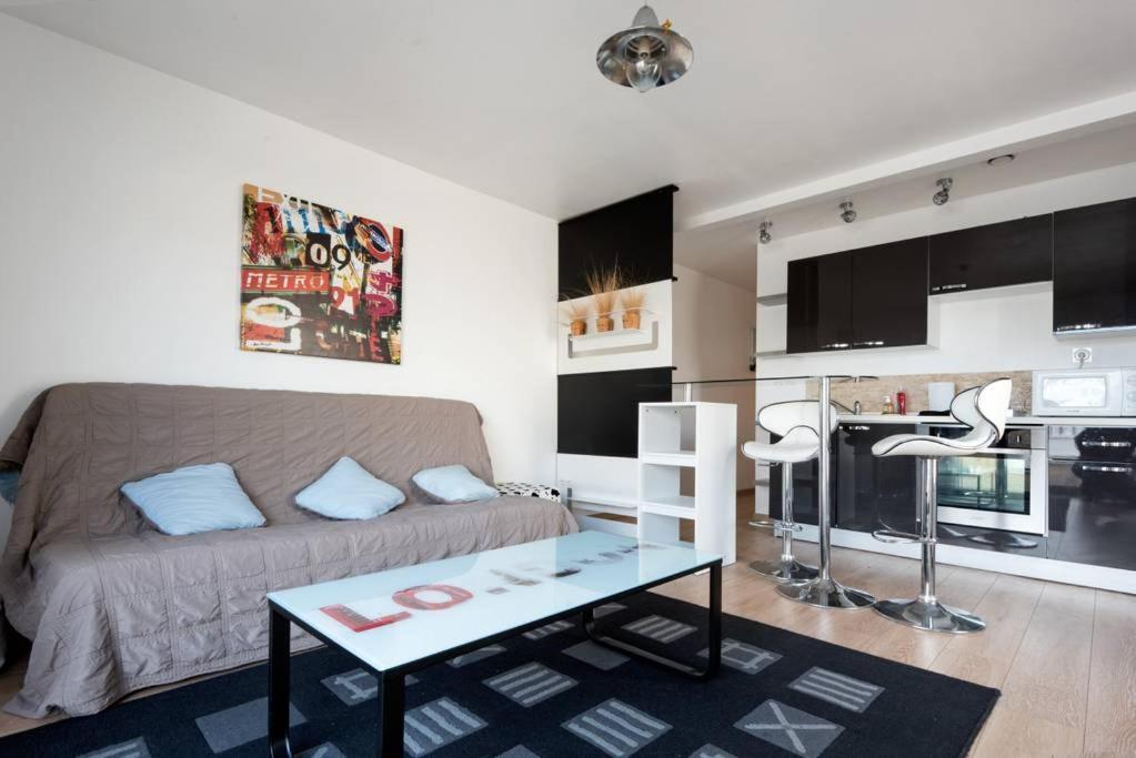 Maison *** Avec Cour 3Km Plage Et La Rochelle Saint-Vivien  Eksteriør billede